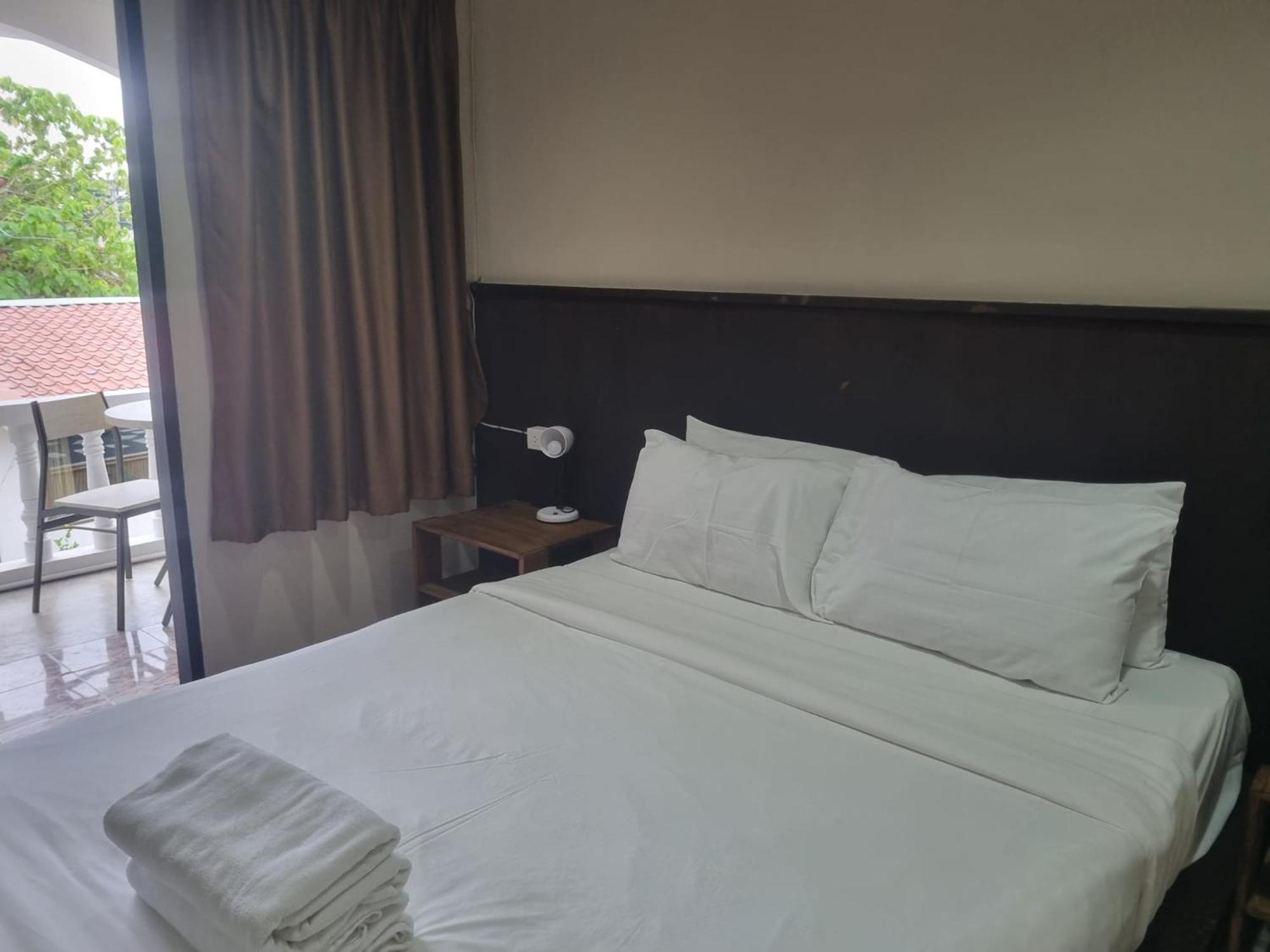 New Breakers Hotel Rawai Luaran gambar
