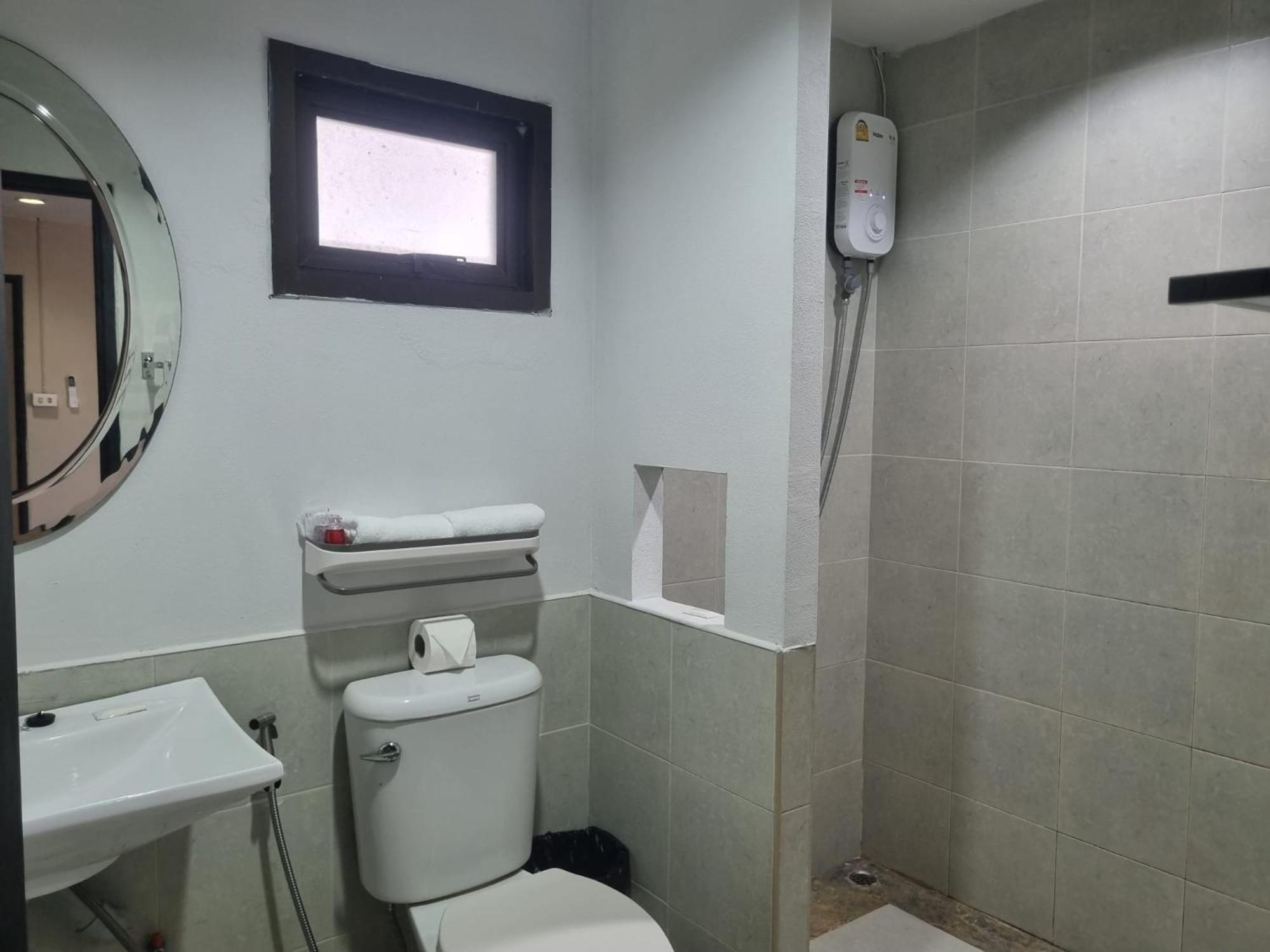 New Breakers Hotel Rawai Luaran gambar